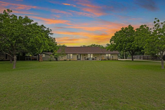 1007 S Gabriel DR, Leander, TX 78641