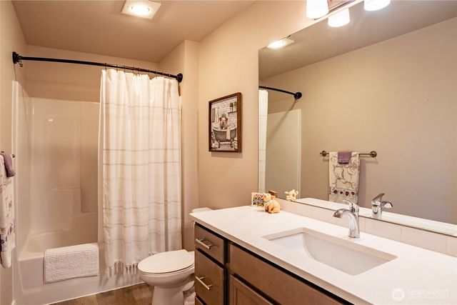 103 N Trail Road, Sedro Woolley, WA 98284