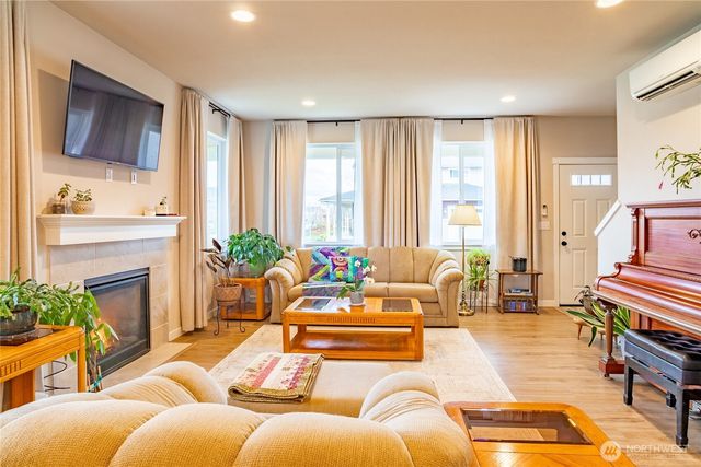 103 N Trail Road, Sedro Woolley, WA 98284