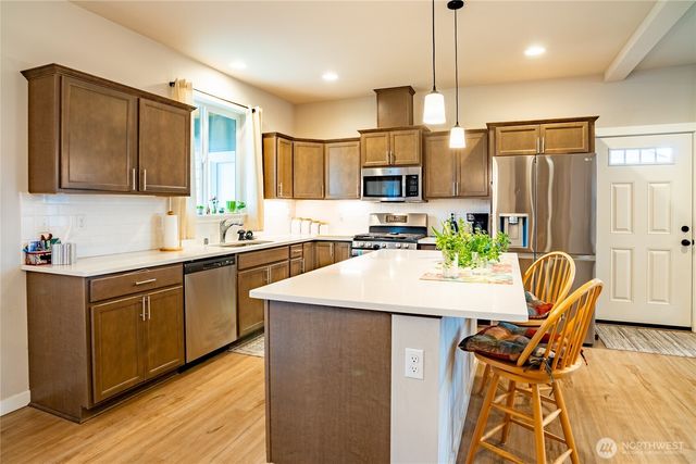 103 N Trail Road, Sedro Woolley, WA 98284