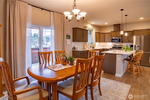 103 N Trail Road, Sedro Woolley, WA 98284