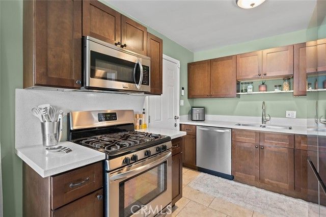 303 E Home, Long Beach, CA 90805