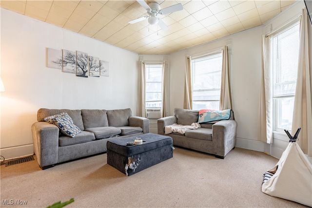 609 Lincoln Avenue NW, Canton, OH 44708