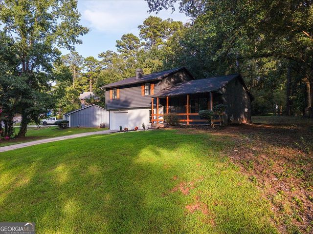 3809 Chimney Ridge Court, Ellenwood, GA 30294