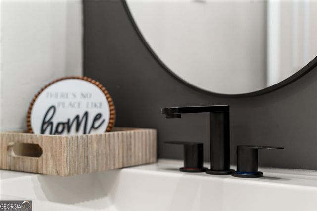 3809 Chimney Ridge Court, Ellenwood, GA 30294