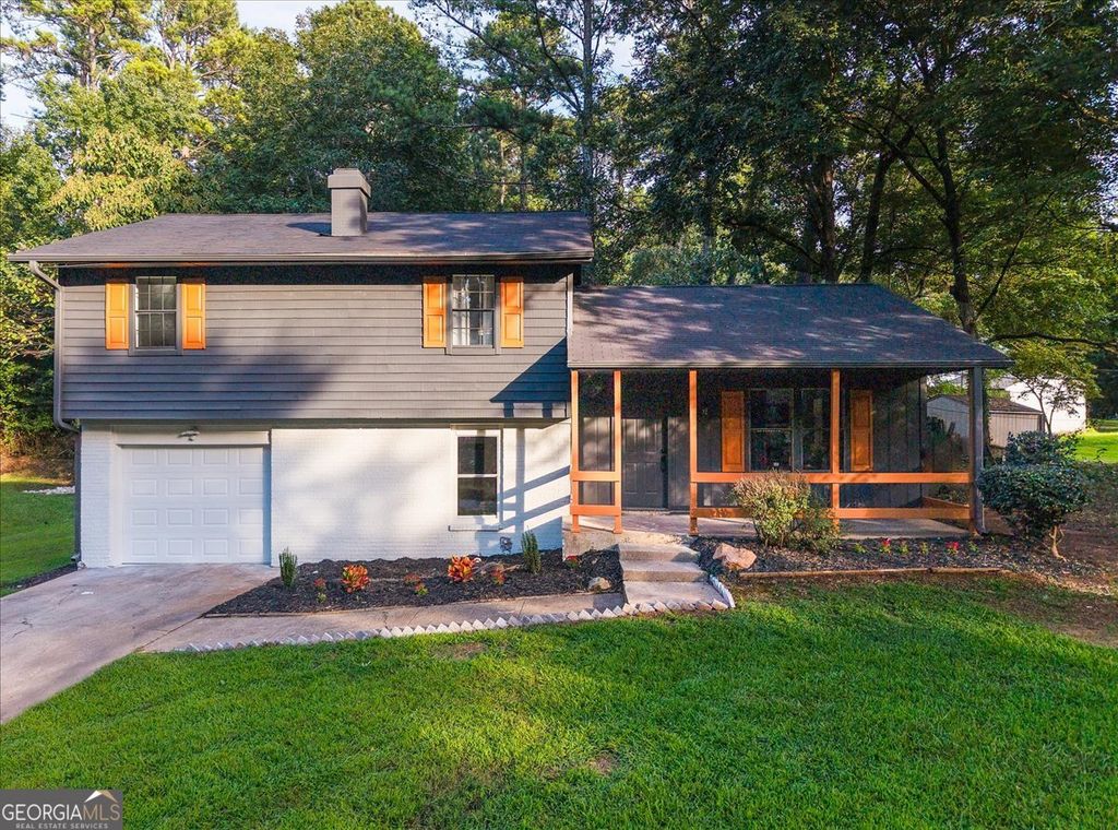 3809 Chimney Ridge Court, Ellenwood, GA 30294