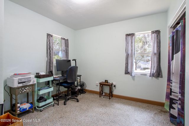 2 Holiday Lane S, Titusville, FL 32796