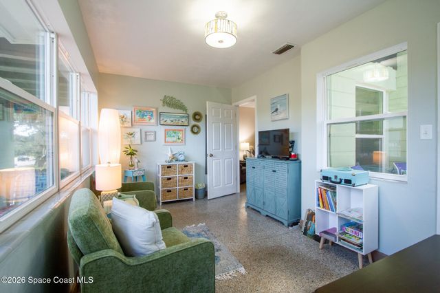 2 Holiday Lane S, Titusville, FL 32796