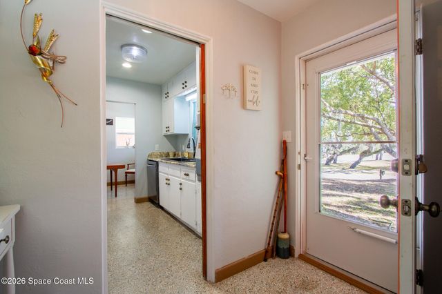 2 Holiday Lane S, Titusville, FL 32796