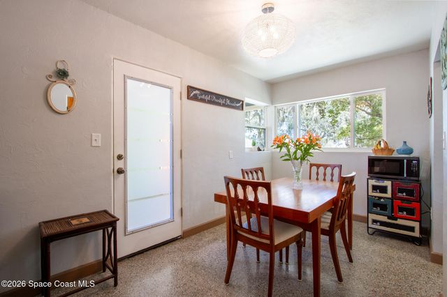 2 Holiday Lane S, Titusville, FL 32796