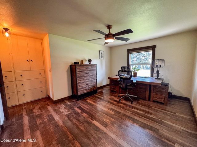 9347 N Baack RD, Hayden, ID 83835