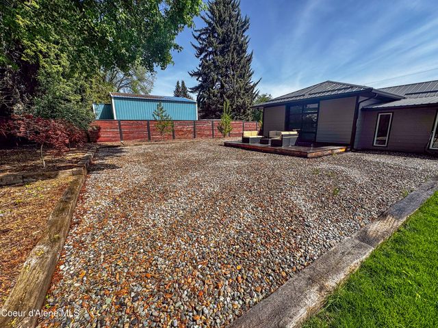 9347 N Baack RD, Hayden, ID 83835