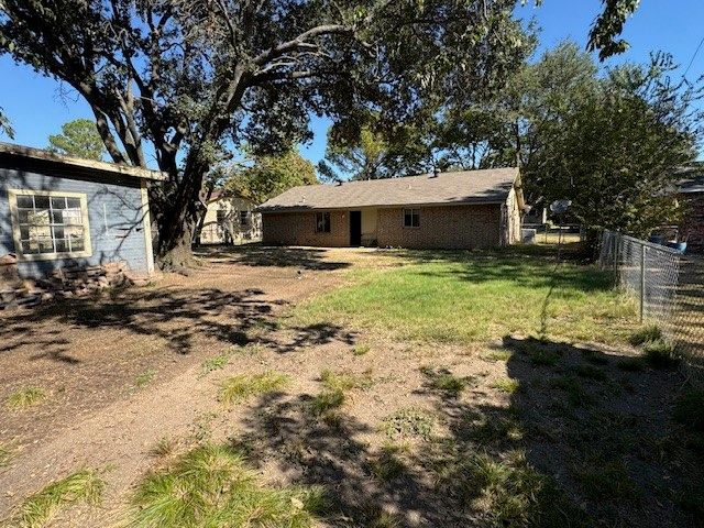 873 Rellia Drive, Terrell, TX 75160