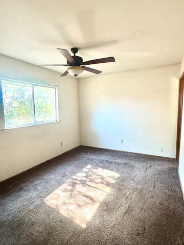 873 Rellia Drive, Terrell, TX 75160