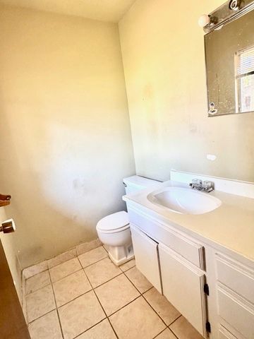 873 Rellia Drive, Terrell, TX 75160