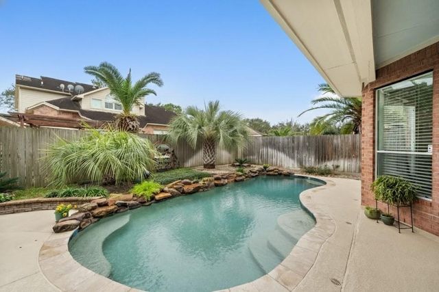 3122 Indian Summer Trail, Friendswood, TX 77546