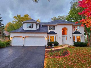 1123 Thackery Lane, Naperville, IL 60564