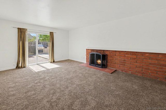 1661 Oak Hill Dr., Escondido, CA 92027