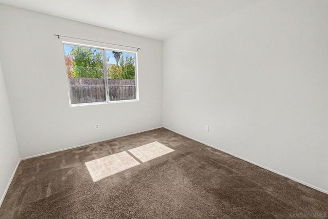 1661 Oak Hill Dr., Escondido, CA 92027