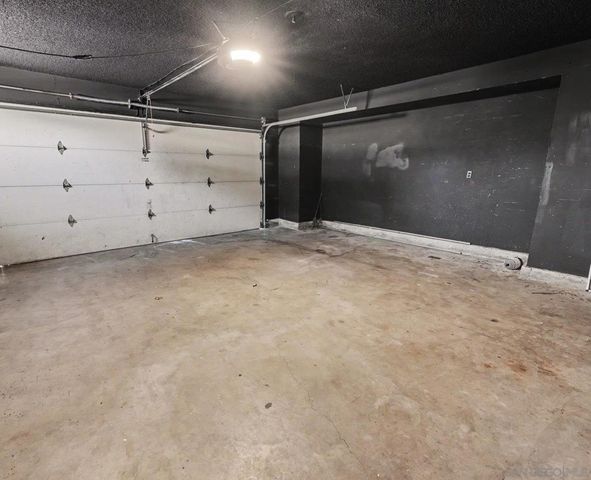 1661 Oak Hill Dr., Escondido, CA 92027