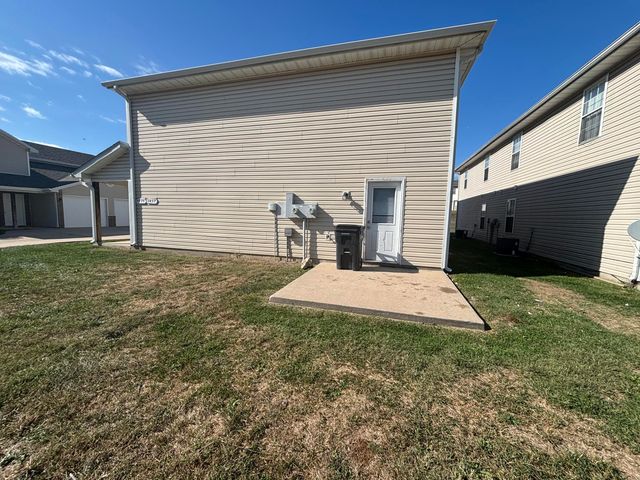 1427 BODIE DR, Columbia, MO 65202