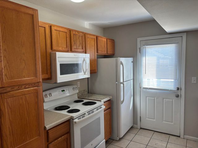 1427 BODIE DR, Columbia, MO 65202