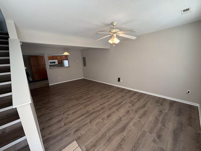 1427 BODIE DR, Columbia, MO 65202