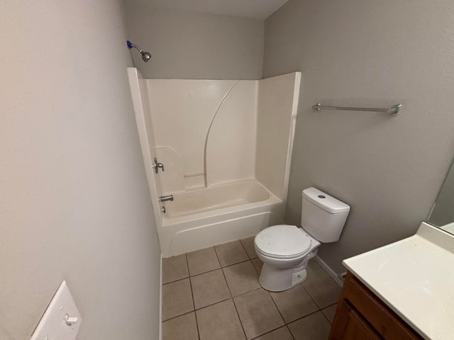 1427 BODIE DR, Columbia, MO 65202