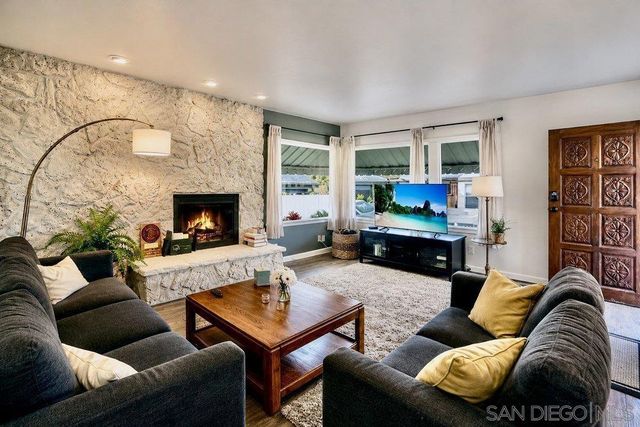 1968 70 Pacific Beach Drive, San Diego, CA 92109