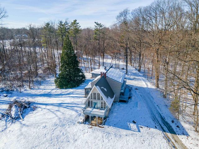 11480 N Roanoke Road, Roanoke, IN 46783