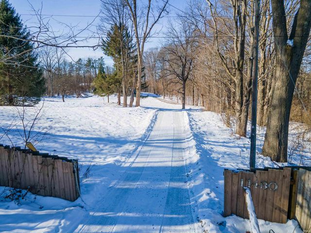 11480 N Roanoke Road, Roanoke, IN 46783