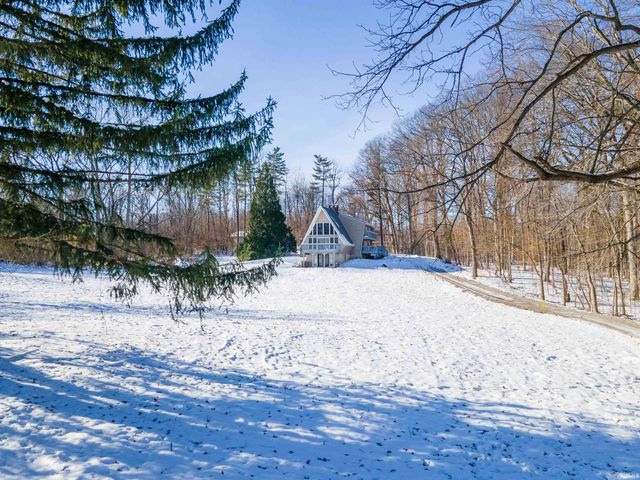 11480 N Roanoke Road, Roanoke, IN 46783