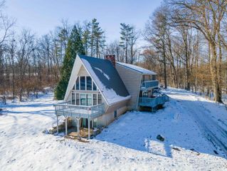 11480 N Roanoke Road, Roanoke, IN 46783