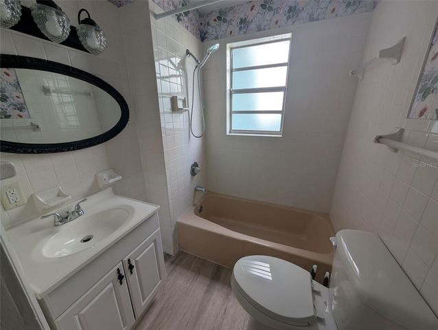 321-B W PENNSYLVANIA AVENUE, Deland, FL 32720