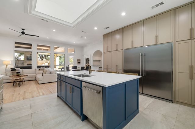 336 Oakwood Trail, Fairview, TX 75069