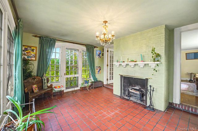 1120 Shore Road, Little Neck, NY 11363
