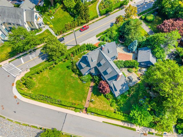 1120 Shore Road, Little Neck, NY 11363