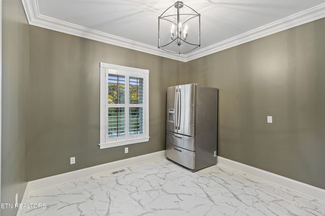 8421 Pedigo Rd, Powell, TN 37849