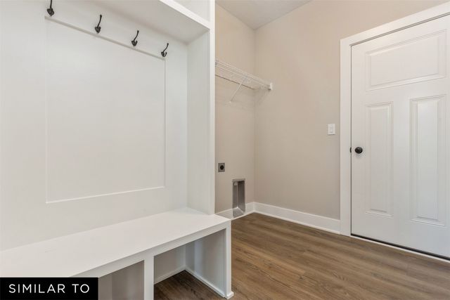 5722 NE Creek Ridge Drive, Ankeny, IA 50021