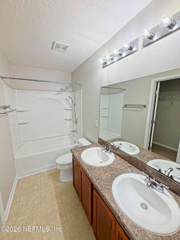 8880 GRASSY BLUFF Drive, Jacksonville, FL 32216