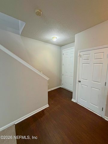 8880 GRASSY BLUFF Drive, Jacksonville, FL 32216