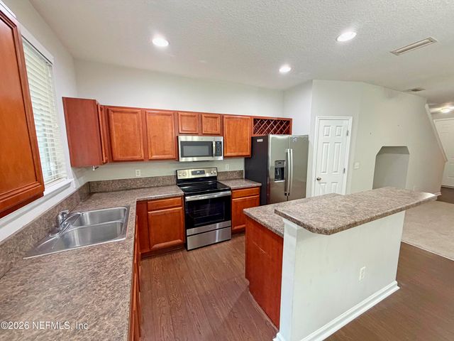 8880 GRASSY BLUFF Drive, Jacksonville, FL 32216