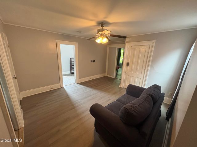 334 4th Street 3, Troy, NY 12180