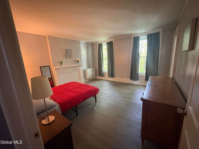 334 4th Street 3, Troy, NY 12180