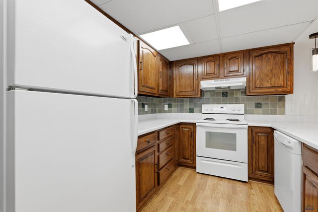 3964 FAIRWAY HILLS DR, Rapid City, SD 57702