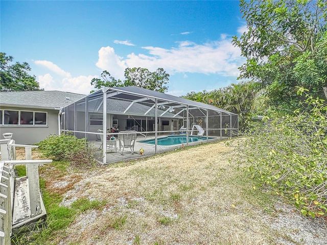 2742 SEA PINES CIRCLE E, Clearwater, FL 33761