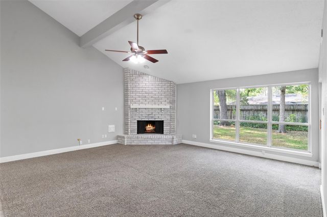 1207 Yorkshire Drive, Friendswood, TX 77546