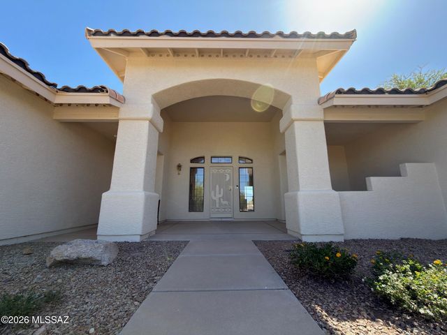 6775 W Ina Road, Tucson, AZ 85743