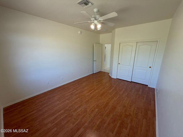6775 W Ina Road, Tucson, AZ 85743