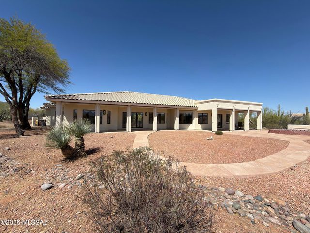 6775 W Ina Road, Tucson, AZ 85743